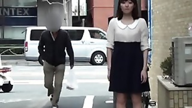 Asian Slut Flashes Panty